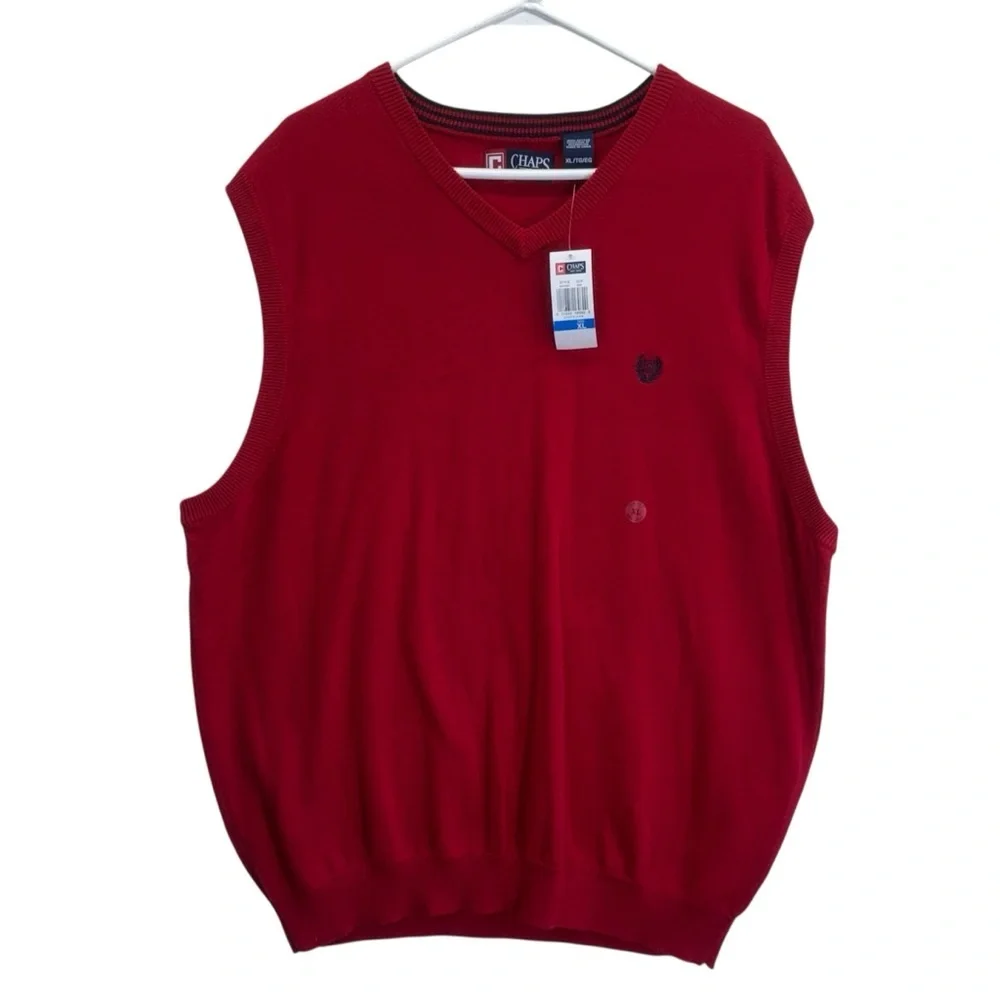 Chaps Men's V-Neck Sweater Vest in Rich Red. Size XL/TG/EG